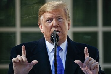 Trump advierte a militares venezolanos que si siguen apoyando a Maduro 'lo perderán todo'