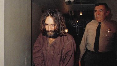 El asesino Charles Manson muere a los 83 años