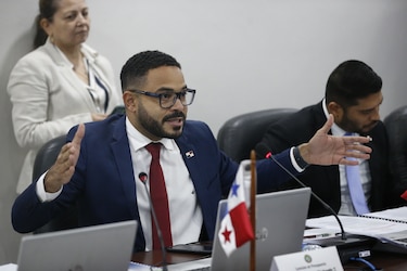 Betserai Richards abandona la bancada Vamos