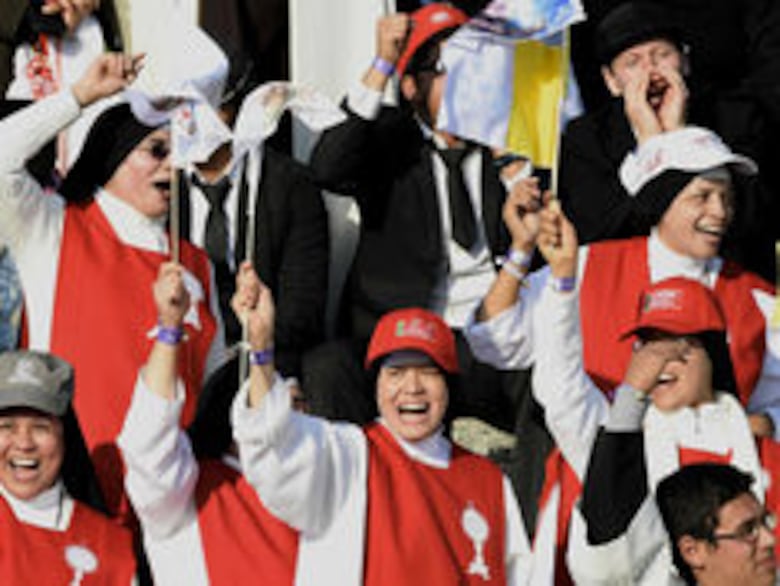 Papa insta a religiosos a no resignarse ante narcotráfico, violencia y corrupción