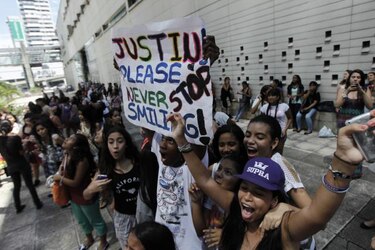 La euforia se apodera de fanáticas por concierto de Justin Bieber en Panamá