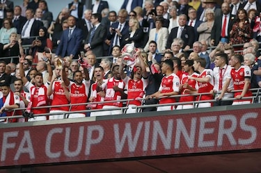 Arsenal gana la Copa de Inglaterra con tantos de Alexis y Ramsey