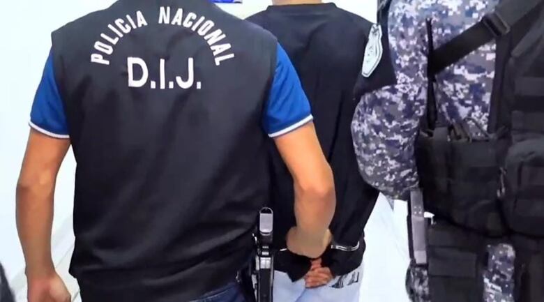 Policía aprehende a un sospechoso por el homicidio del joven Esteban De León