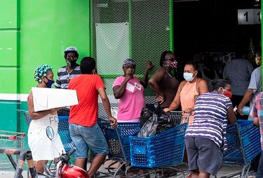Norte de Centroamérica en alerta por la embestida de la tormenta tropical Nana