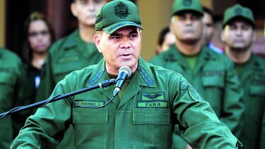 Padrino descarta insurrección militar