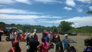 Indígenas ngäbe buglé cierran la vía Interamericana