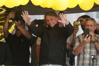 Piden la anulación de amnistía que Bolsonaro concedió a autores de matanza