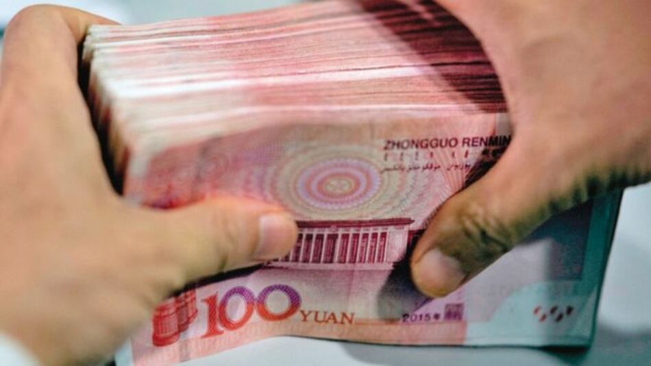 Pekín hará recortes para respaldar canje de deuda