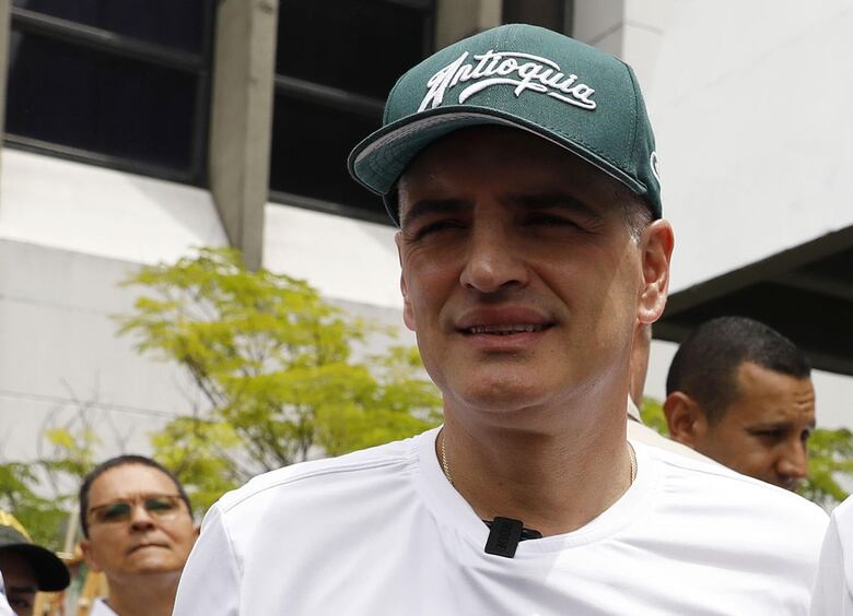 Asciende a 13 el número de policías colombianos muertos en ataque contra un helicóptero