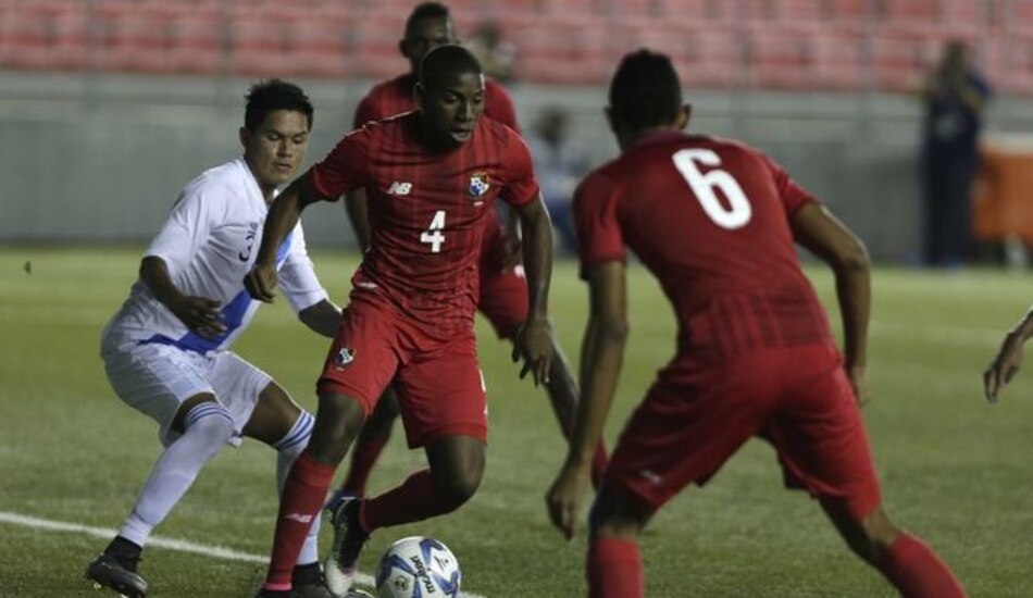 Pipino convoca a 32 jugadores para inicio de prácticas de la Sub-20