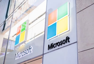 Trump excluye a Microsoft de un programa para trabajadores inmigrantes especializados