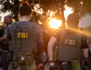 Juez bloquea plan de Trump para frenar traslado de sede del FBI a Maryland