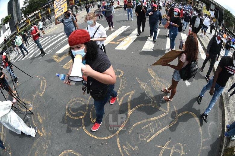 Director de la Policía admite que se refuerza la seguridad en la AN; protestan contra Cortizo y Carrizo