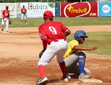 Metro A y Coclé tienen su boleto para las semifinales