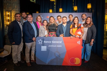 Banco General y Mastercard lanzan la nueva Mastercard Débito Platinum