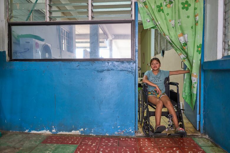 El último abrazo de Sandy... El relato de una migrante que entró con su familia a Darién y se fue de Panamá huérfana