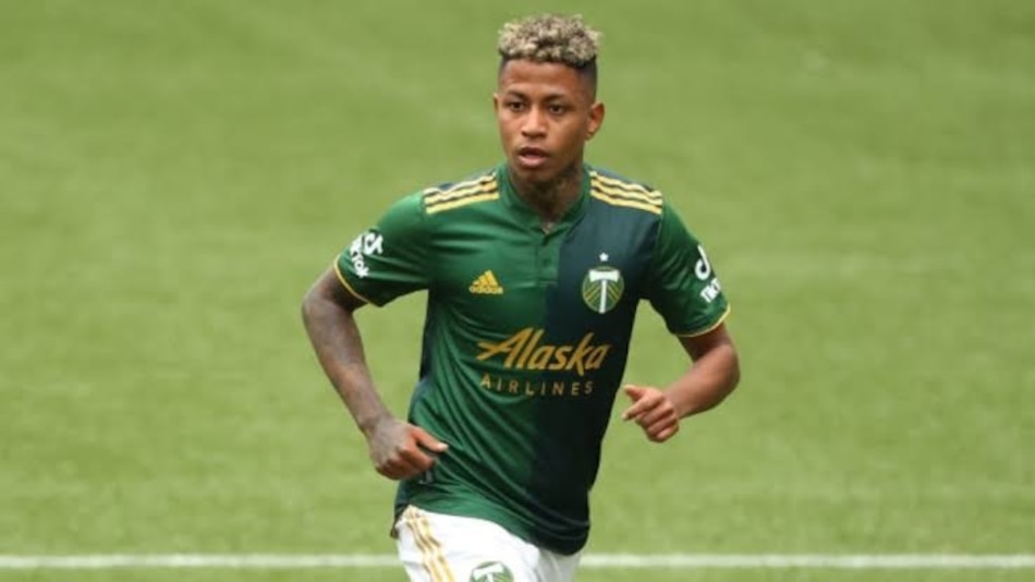 Suspenden al futbolista peruano Andy Polo por denuncia de violencia doméstica