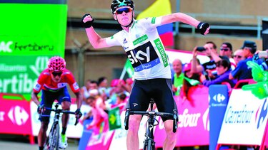 Valverde recupera el liderato en Andalucía
