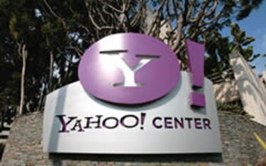 Gates niega aumento de oferta por Yahoo
