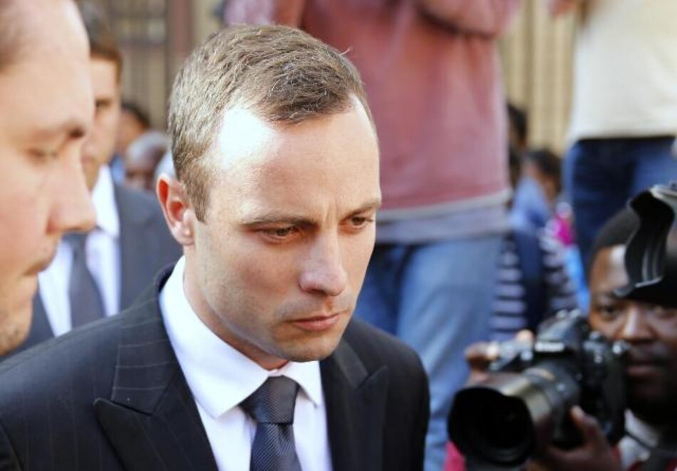 Oscar Pistorius era un egoísta que humillaba a su novia, afirma fiscal