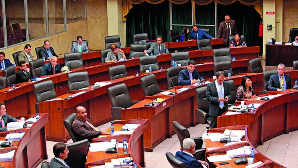 Pleno de la Asamblea sube de posición el proyecto 245 en orden del día