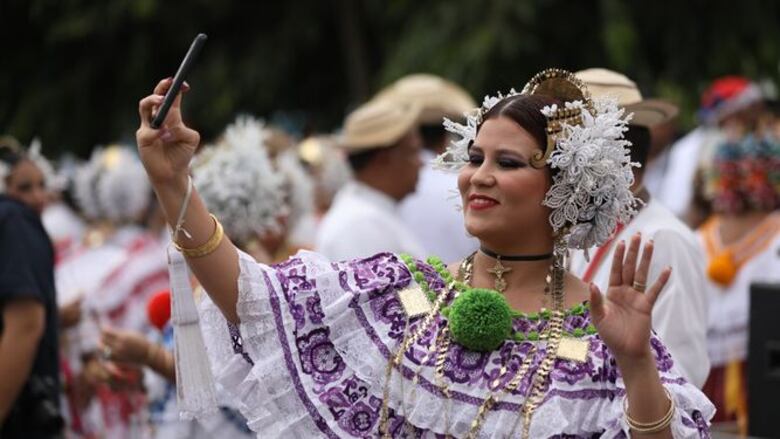 Empolleradas se toman la ciudad de Las Tablas