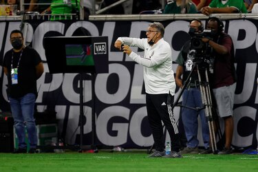 La derrota ante Estados Unidos no debe ser una catástrofe para México, dice Martino