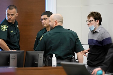 Jurado pide cadena perpetua para Nikolas Cruz por la matanza de Parkland