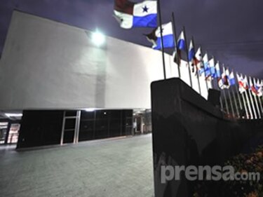 Presentan a la Asamblea proyectos que sustituyen la Ley 30