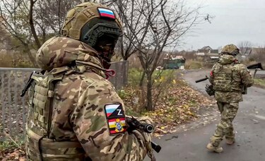 Rusia ha reclutado a cientos de mercenarios yemeníes para luchar en Ucrania, según el ‘Financial Times’