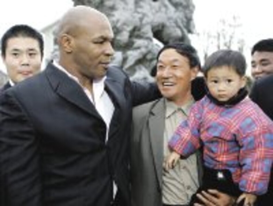 Tyson visita el mausoleo de Mao Zedong