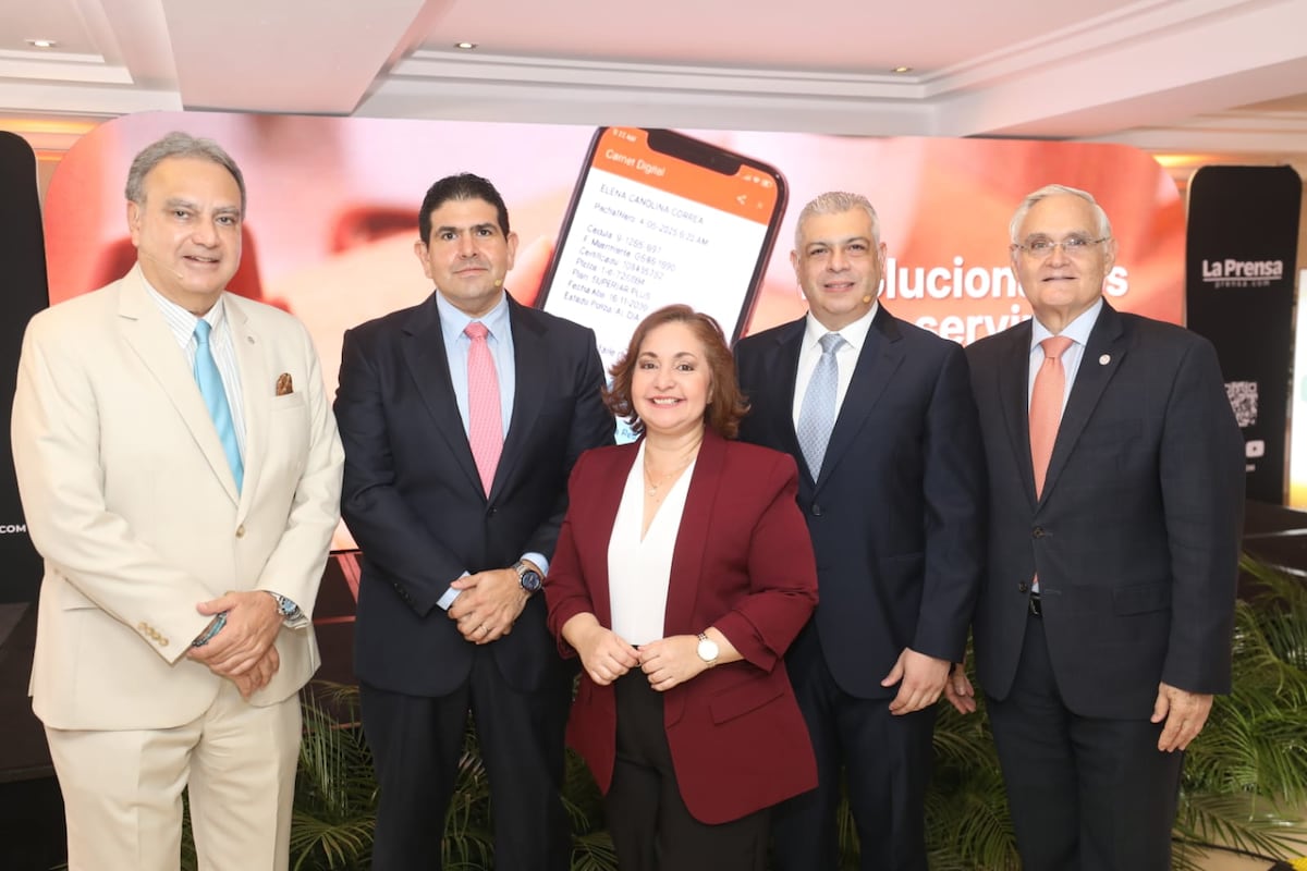 Foro Café con La Prensa “Seguros: tecnología, confianza y protección ante nuevos desafíos”. LP/Alexander Arosemena