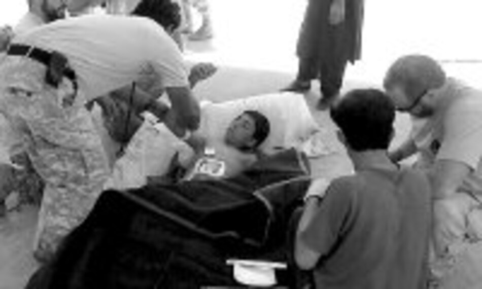 Atentado suicida causa 17 muertos en Afganistán