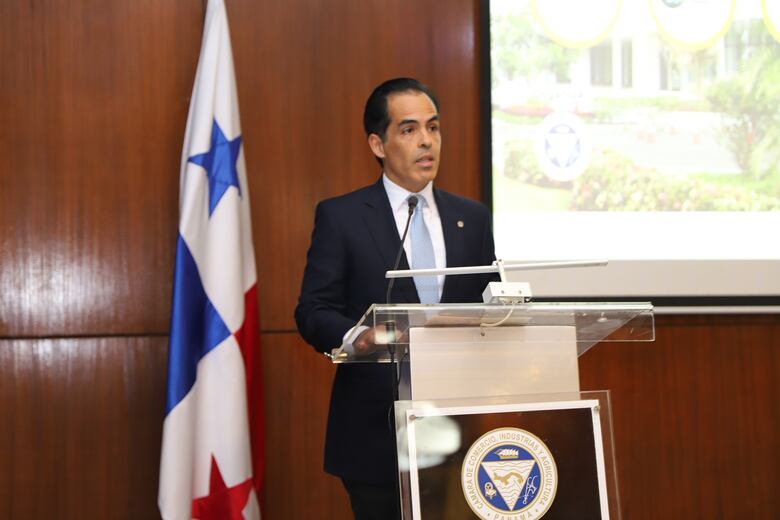 Cámara de Comercio presenta sus exposiciones internacionales de 2026 ante el cuerpo diplomático