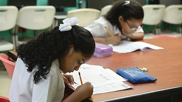 Aplican prueba para medir las competencias estudiantiles