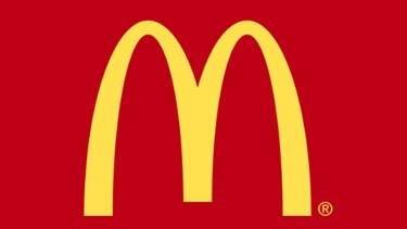 McDonald's Francia se disculpa tras prohibir a empleados alimentar a indigentes