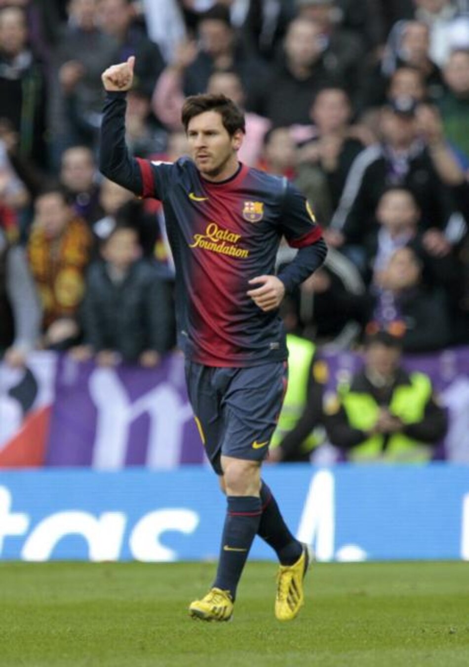 Messi dice que no está triste y pide calma a la afición del Barcelona