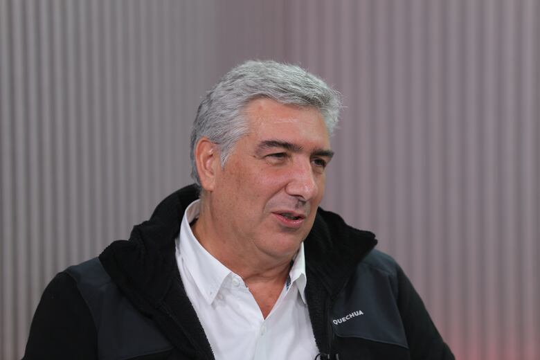 Exportadores tendrán que ajustar sus costos debido al cobro de arancel del 10%