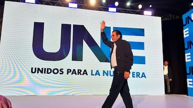 ‘No tiene nada que ver’: Martín Torrijos rechaza críticas por similitud de siglas de su partido con el UNE de Guatemala