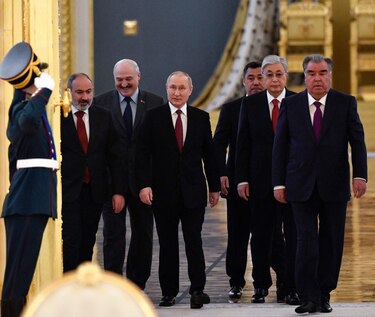 Más combates en Ucrania; Vladimir Putin hace nueva advertencia
