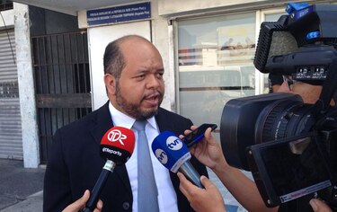 Martinelli es querellado por uno de sus antiguos abogados