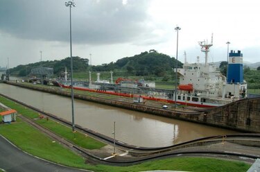 Destacan aportes del Canal, al cumplirse 12 años en manos panameñas