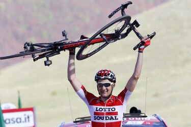 Wellens gana primera etapa de montaña del Giro de Italia
