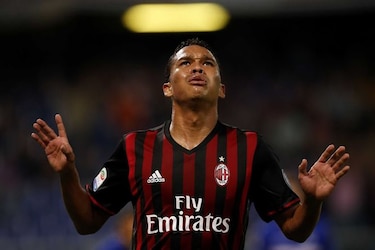 Villarreal anuncia la llegada del colombiano Carlos Bacca