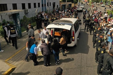 Los 27 mineros fallecidos en un incendio en Perú murieron por inhalar monóxido de carbono