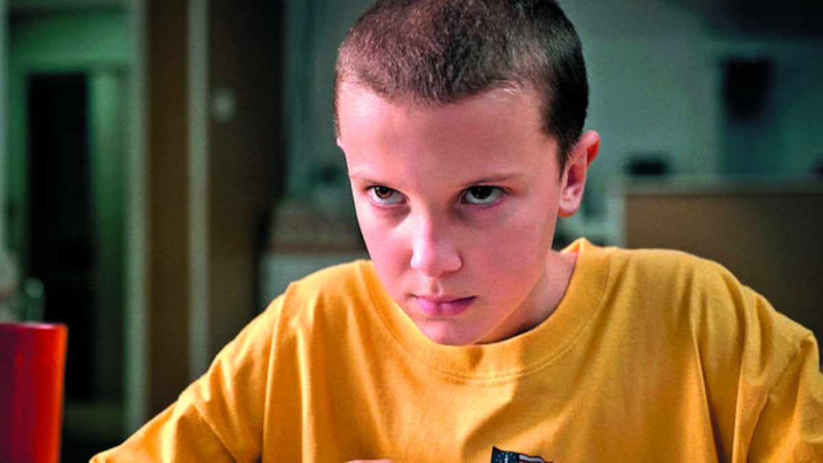 En la serie ‘Stranger Things’ aparece Millie Bobby Brown protagonizando a Eleven, que tiene la capacidad de mover objetos con la mente. Mientras que en ‘Okja’ apa