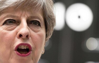 Primera ministra británica Theresa May revela su nuevo gabinete