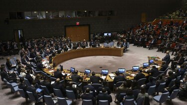 Trump promete 'decisiones importantes' sobre Siria tras presunto ataque químico