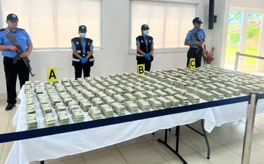 Nicaragua decomisa 1.5 millones de dólares ligados al narcotráfico que iban sobre una mula