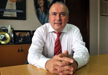 Exfuncionario argentino fue detenido cuando ocultaba dólares en monasterio
